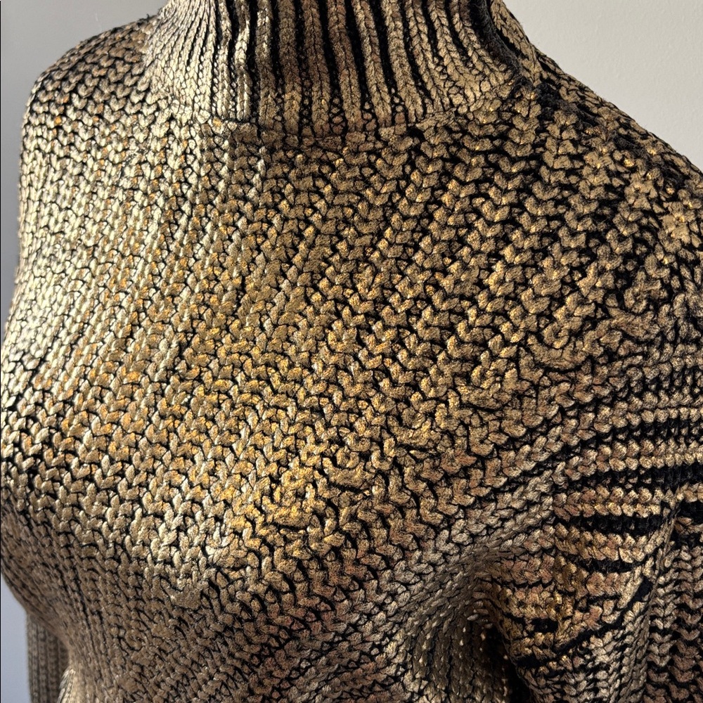 Hanifa Metallic Gold Cropped Turtleneck Sweater - Picture 7 of 8